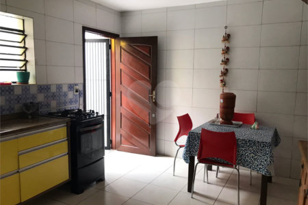 Sobrado à venda com 3 quartos em Brooklin, São Paulo, SP