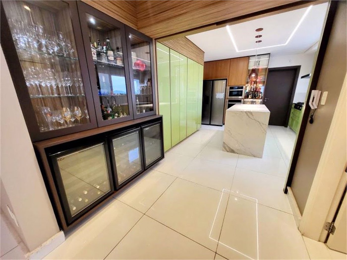Apartamento Residencial à venda, Gonzaga, Santos - AP1684.