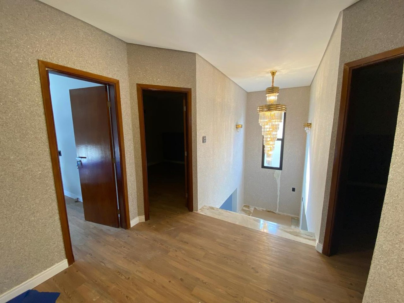 Casa à venda com 3 quartos, sendo 1 suíte, no condomínio Jardim Flamboyant, Hortolândia - SP