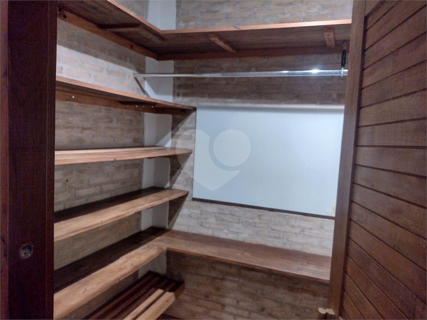 Sobrado à venda com 3 quartos, sendo 2 suítes, em Jardim Residencial Santa Mônica, Araraquara, SP