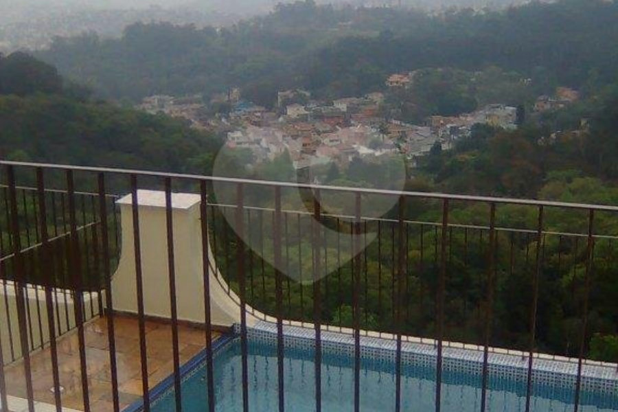 Apartamento à venda ou para alugar com 4 quartos, sendo 2 suítes,  em Horto Florestal, São Paulo, SP