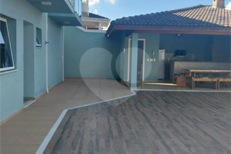Casa de Alto Padrão a venda em Louveira-SP