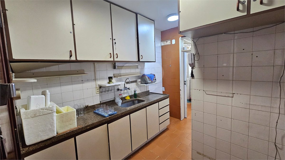 Apartamento à venda com 3 quartos, sendo 1 suíte, em Leblon, Rio de Janeiro, RJ