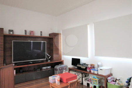 Casa à venda com 4 suítes no condomínio Dolce Villa, São Paulo - SP