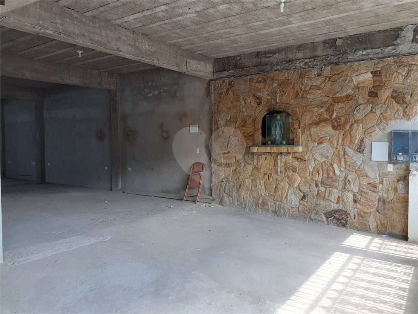 Sobrado à venda com 5 quartos, sendo 1 suíte, em Jardim Cumbica, Guarulhos, SP