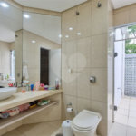 Sobrado à venda com 3 quartos, sendo 1 suíte,  em Alto da Boa Vista, São Paulo, SP