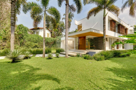 Casa à venda com 5 suítes em Alto da Boa Vista, São Paulo, SP