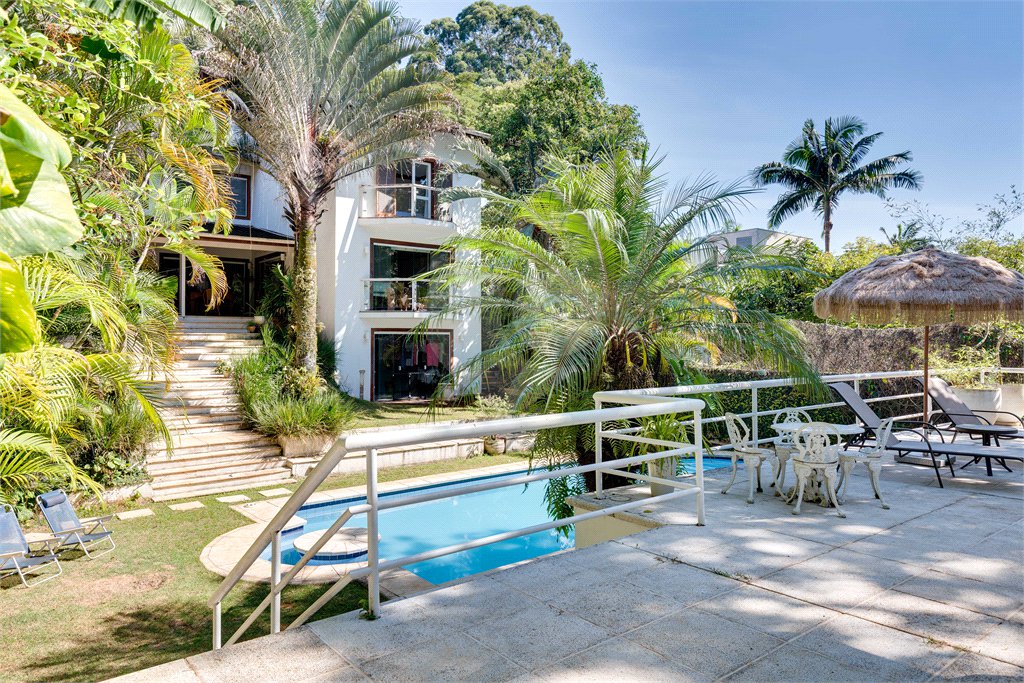 Casa à venda com 4 suítes em Alto da Boa Vista, São Paulo, SP
