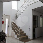 Casa à venda com 3 quartos, sendo 1 suíte, no condomínio Picollo Villaggio, Louveira - SP