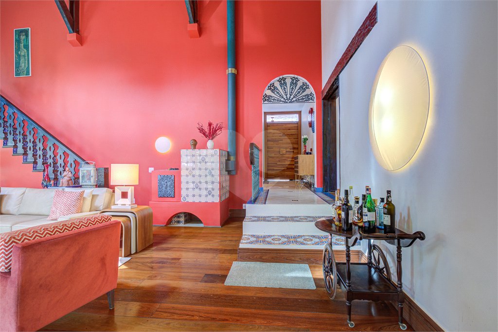 Casa de Vila à venda com 3 quartos, sendo 2 suítes, em Alto da Boa Vista, São Paulo, SP
