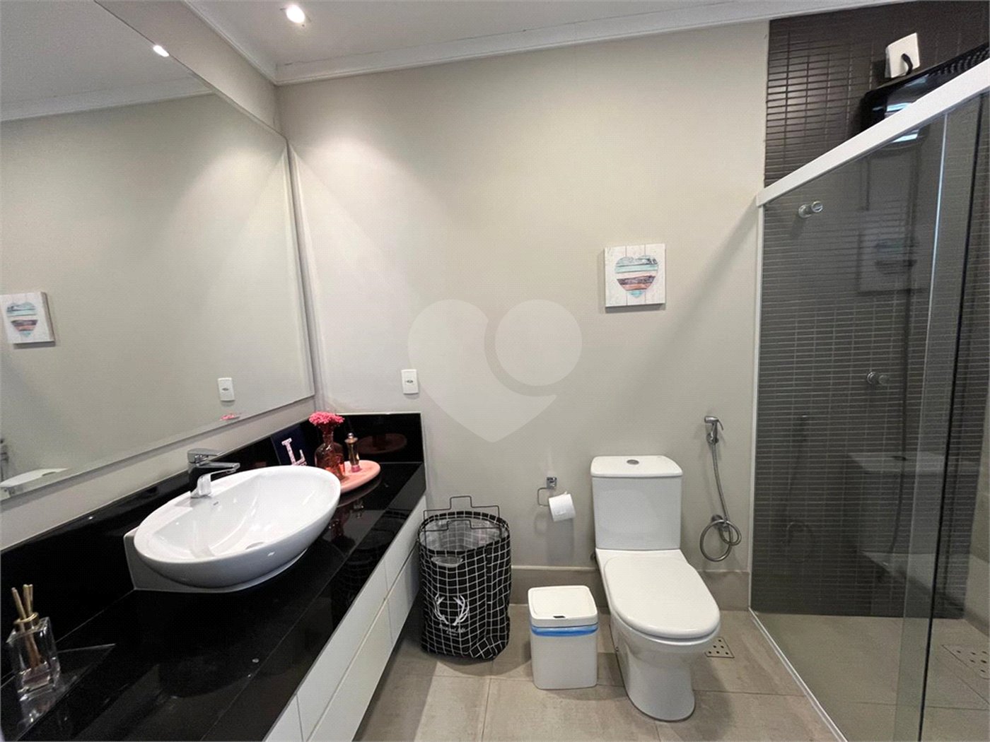 Casa à venda com 3 suítes em Jardim Shangri-lá, Itapetininga, SP