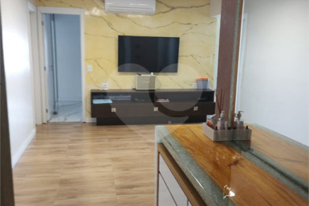 Apartamento à venda com 4 quartos, sendo 2 suítes, em Pinheiros, São Paulo, SP