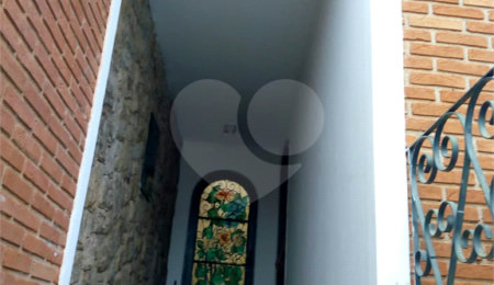 Sobrado à venda com 2 quartos em Tremembé, São Paulo, SP