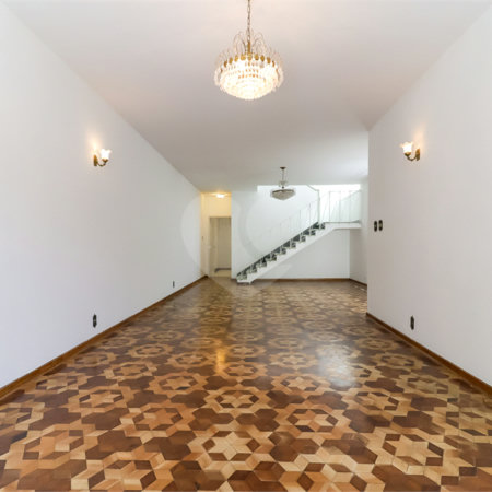 Casa à venda com 3 quartos, sendo 1 suíte,  em Brooklin Paulista, São Paulo, SP