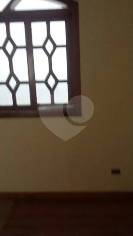 Sobrado à venda com 5 quartos, sendo 3 suítes, em Tremembé, São Paulo, SP