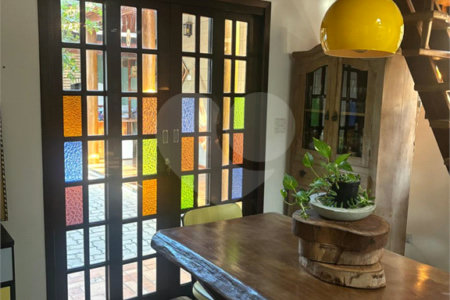 Casa à venda com 2 quartos no condomínio Altos do Boa Vista, São Roque - SP
