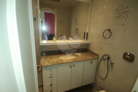 Apartamento à venda com 4 suítes em Vila Clementino, São Paulo, SP