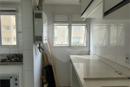 Apartamento à venda com 3 suítes no Centro, Santo André, SP