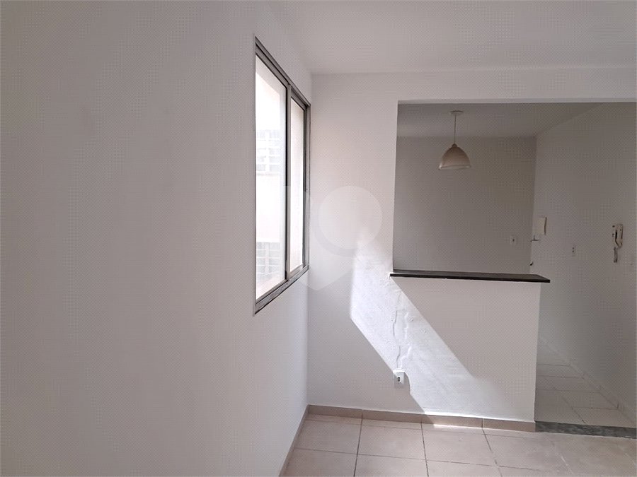 Apartamento à venda com 2 quartos em Distrito Industrial Miguel Abdelnur, São Carlos, SP