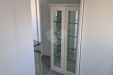 Apartamento para alugar com 3 quartos, sendo 2 suítes, em Jardim Marajoara, São Paulo, SP