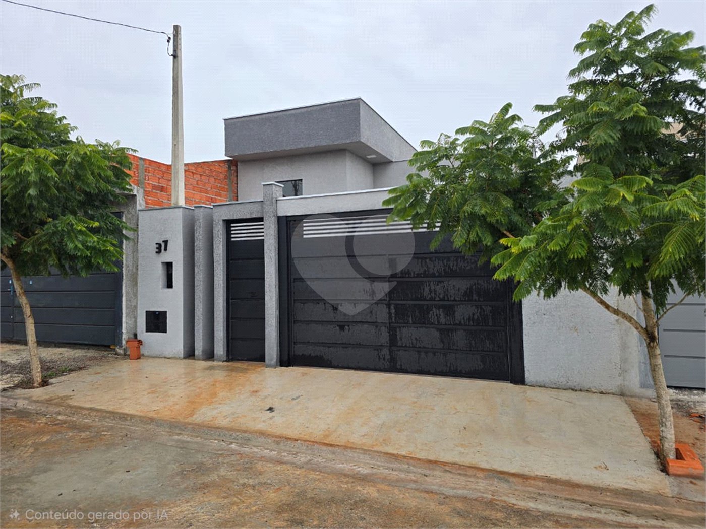 Casa à venda com 3 quartos, sendo 1 suíte, em Residencial Villaggio Di Capri, Itapetininga, SP