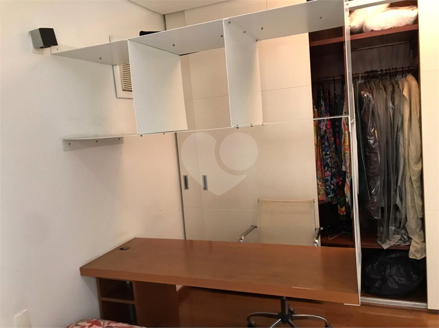 Apartamento à venda com 4 quartos, sendo 3 suítes, em Indianópolis, São Paulo, SP
