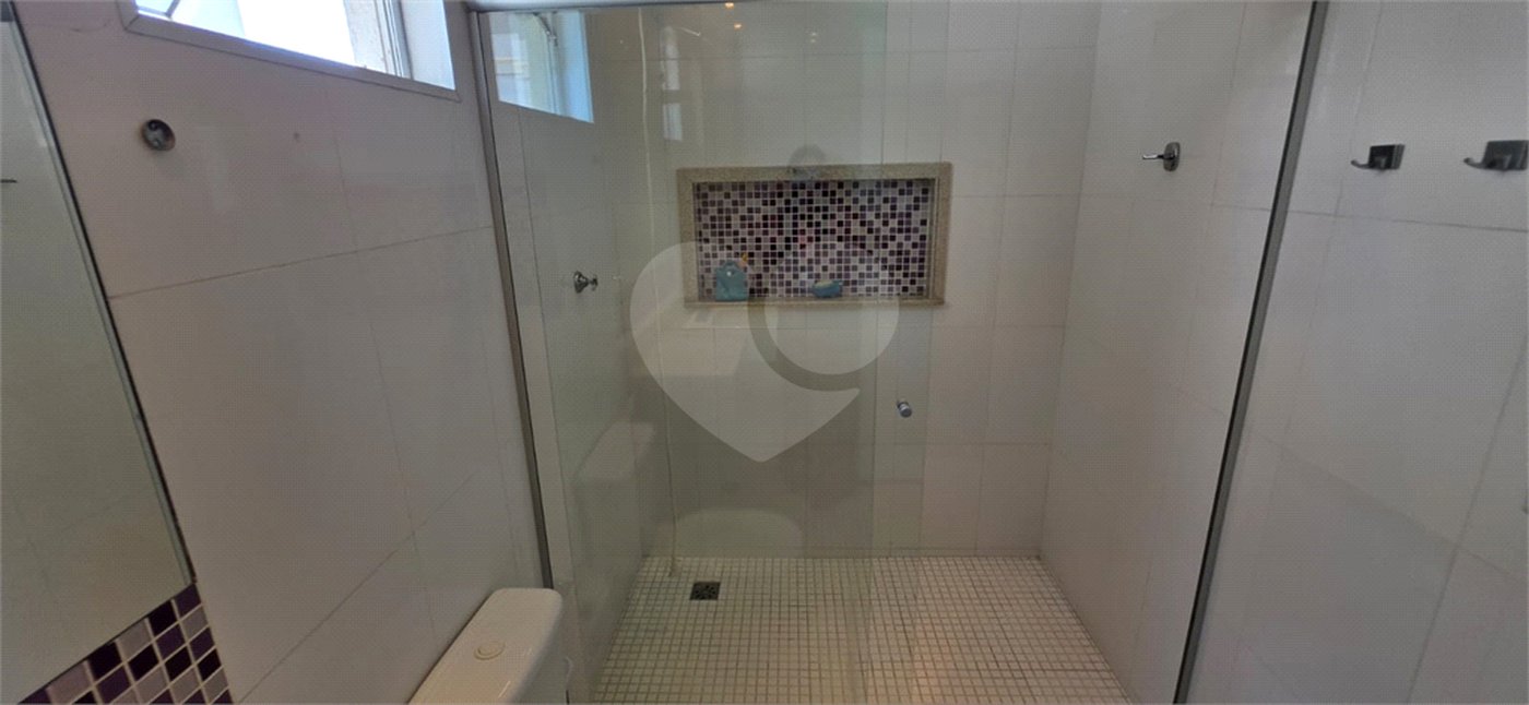 Casa Térrea à venda ou para alugar com 8 quartos, sendo 4 suítes, em Vila Pereira Barreto, São Paulo, SP