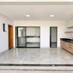 Casa à venda com 3 quartos, sendo 1 suíte,  no condomínio Jardim Piemonte, Indaiatuba - SP