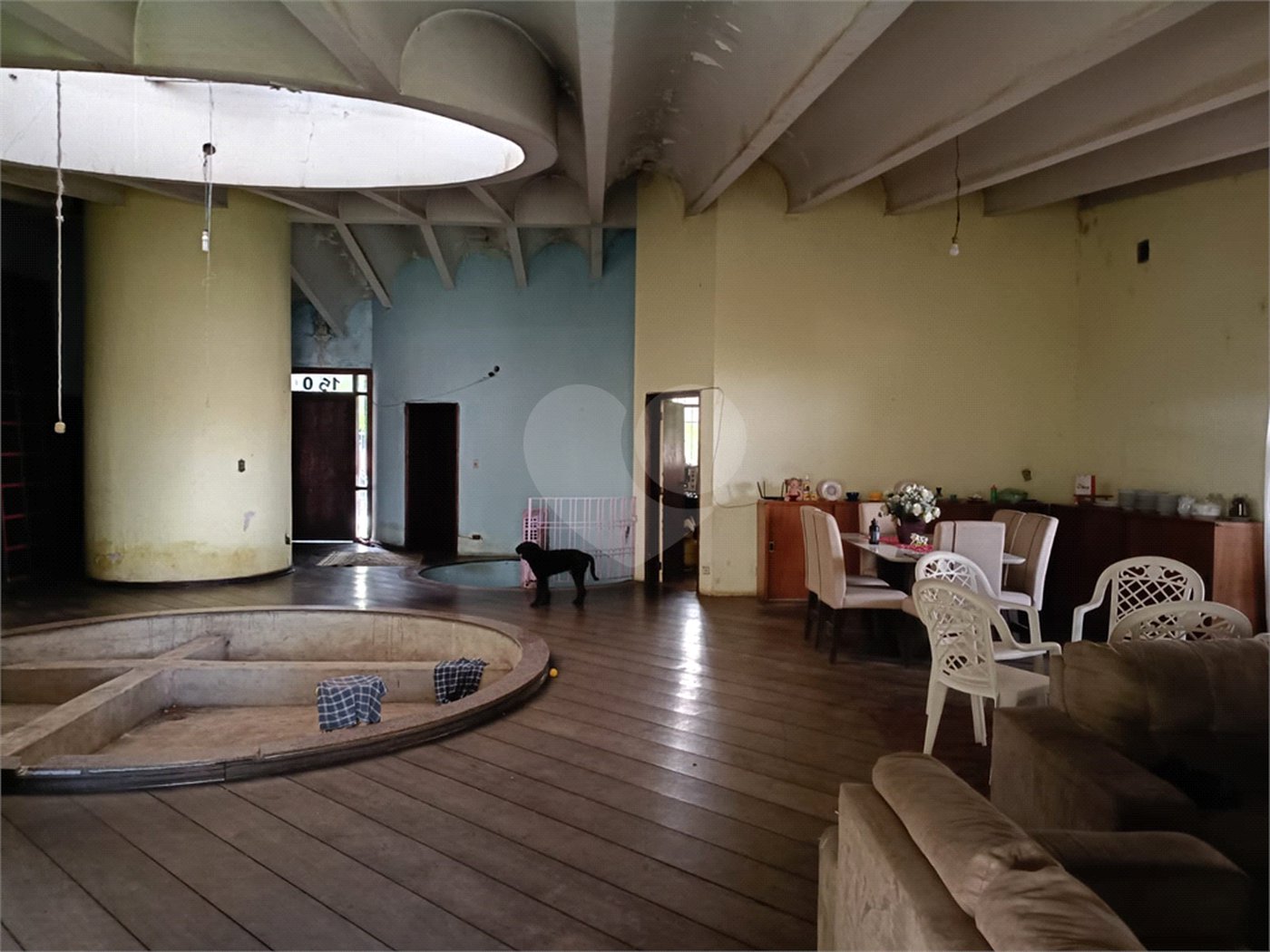 Casa para alugar com 4 suítes em Vila Carmosina, São Paulo, SP