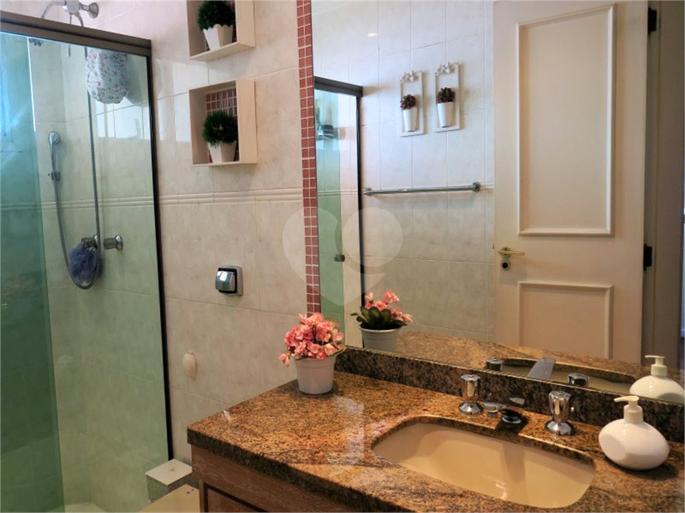 Apartamento à venda com 4 quartos, sendo 3 suítes, em Vila Suzana, São Paulo, SP