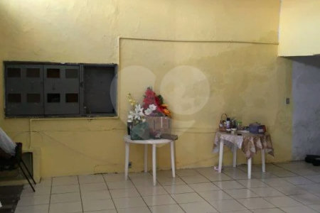 Salão comercial de 200m2 para locação na Mooca