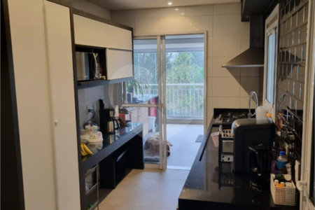 Apartamento à venda com 3 suítes em Jardim Arpoador, São Paulo, SP