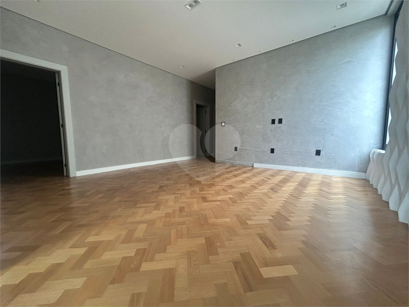 Casa à venda com 4 suítes no condomínio Residencial Chácara Ondina, Sorocaba - SP