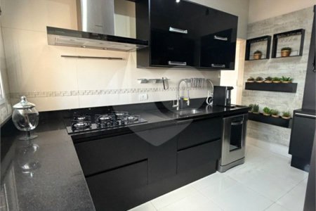 Triplex à venda com 4 suítes em Santa Teresinha, São Paulo, SP