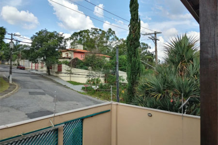 Casa à venda com 4 quartos, sendo 2 suítes, em Parque dos Príncipes, São Paulo, SP