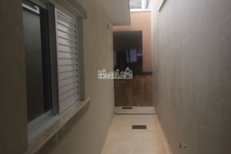 Casa à venda com 2 suítes em Nova Cerejeira, Atibaia, SP