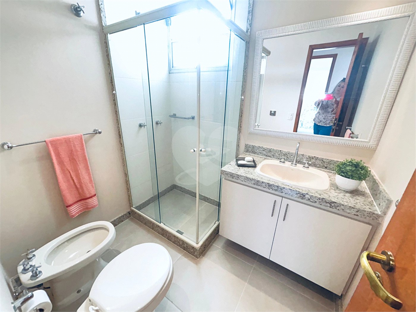 Apartamento à venda com 2 quartos, sendo 1 suíte, em Grajaú, Rio de Janeiro, RJ