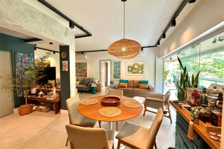 Apartamento à venda com 3 quartos, sendo 1 suíte, em Lagoa, Rio de Janeiro, RJ