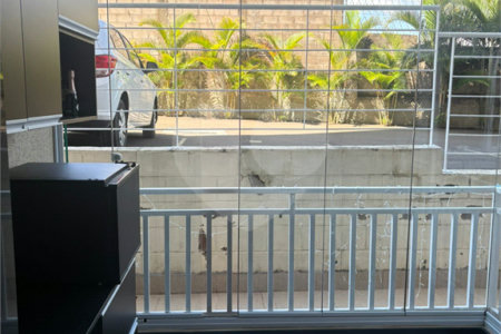 Apartamento à venda com 3 quartos, sendo 1 suíte,  em Jardim Bandeirantes, Louveira, SP