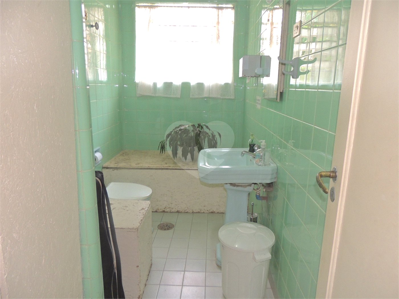 Sobrado à venda com 3 quartos, sendo 1 suíte, em Indianópolis, São Paulo, SP