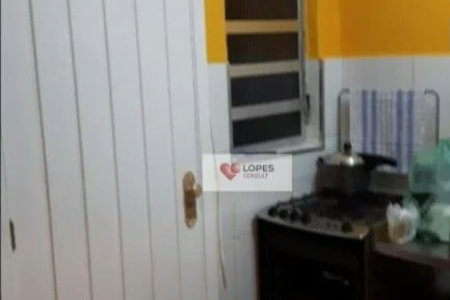 Sobrado à venda com 3 quartos, sendo 1 suíte,  em Jardim das Palmas, São Paulo, SP