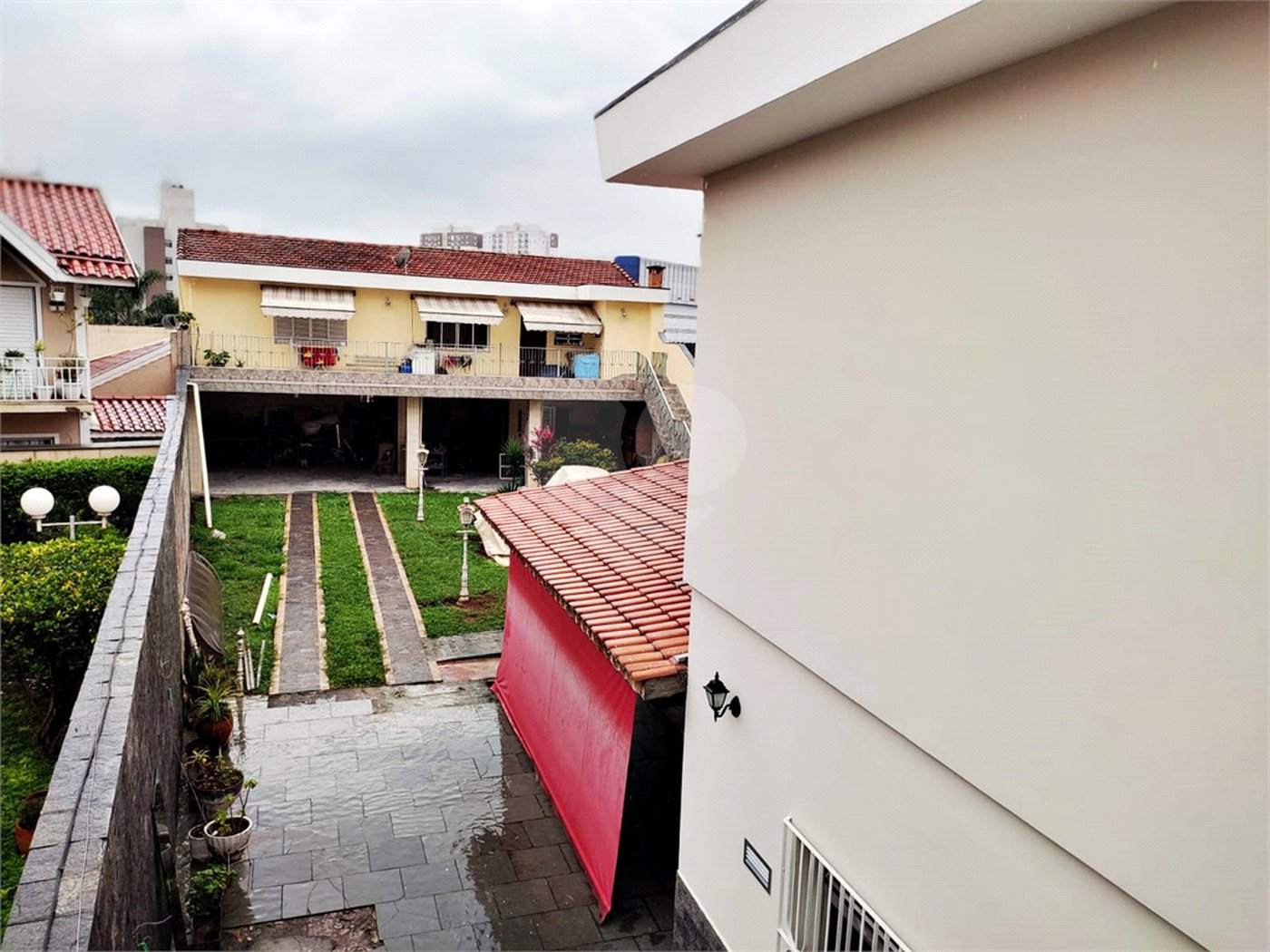 Sobrado à venda com 5 quartos, sendo 2 suítes, em Vila Nova Cachoeirinha, São Paulo, SP