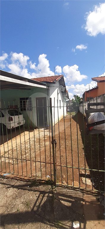 Casa à venda com 3 quartos em Alvinópolis, Atibaia, SP