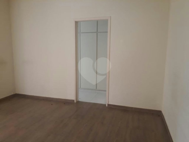 Casa à venda com 4 quartos, sendo 2 suítes,  em Santana, São Paulo, SP