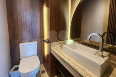 Apartamento à venda com 3 suítes em Indianópolis, São Paulo, SP