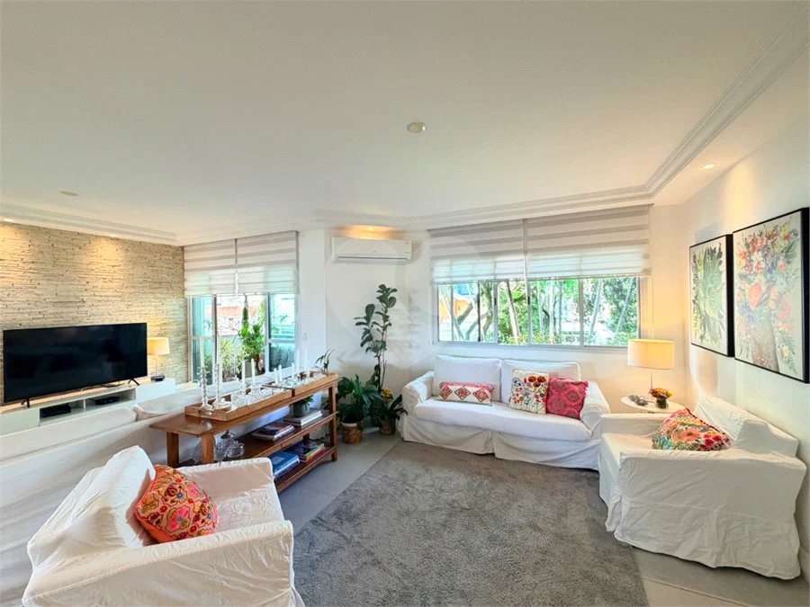 Apartamento a venda na Vila Olímpia com 3 quartos, São Paulo - SP