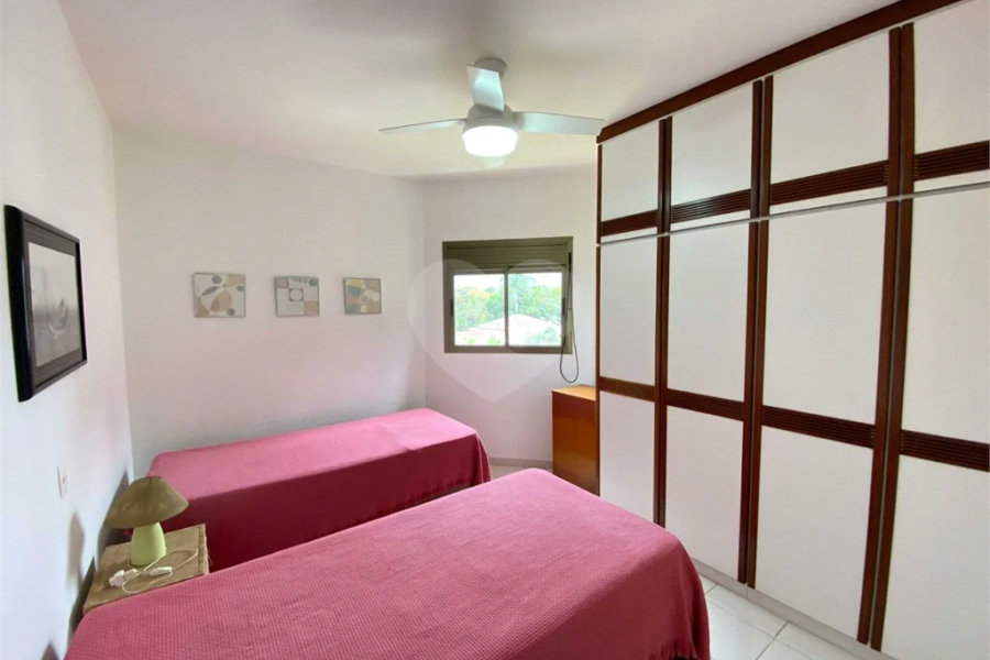 Apartamento à venda com 2 quartos, sendo 1 suíte,  em Riviera de São Lourenço, Bertioga, SP