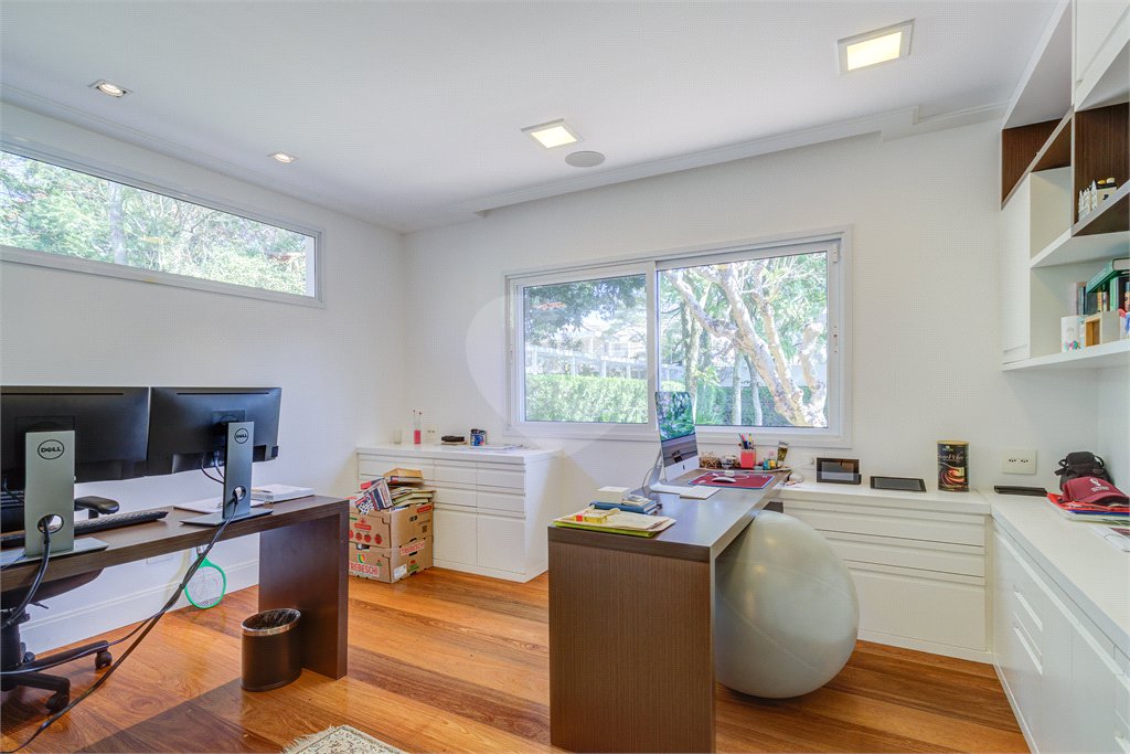 Casa Térrea à venda com 4 suítes em Alto da Boa Vista, São Paulo, SP