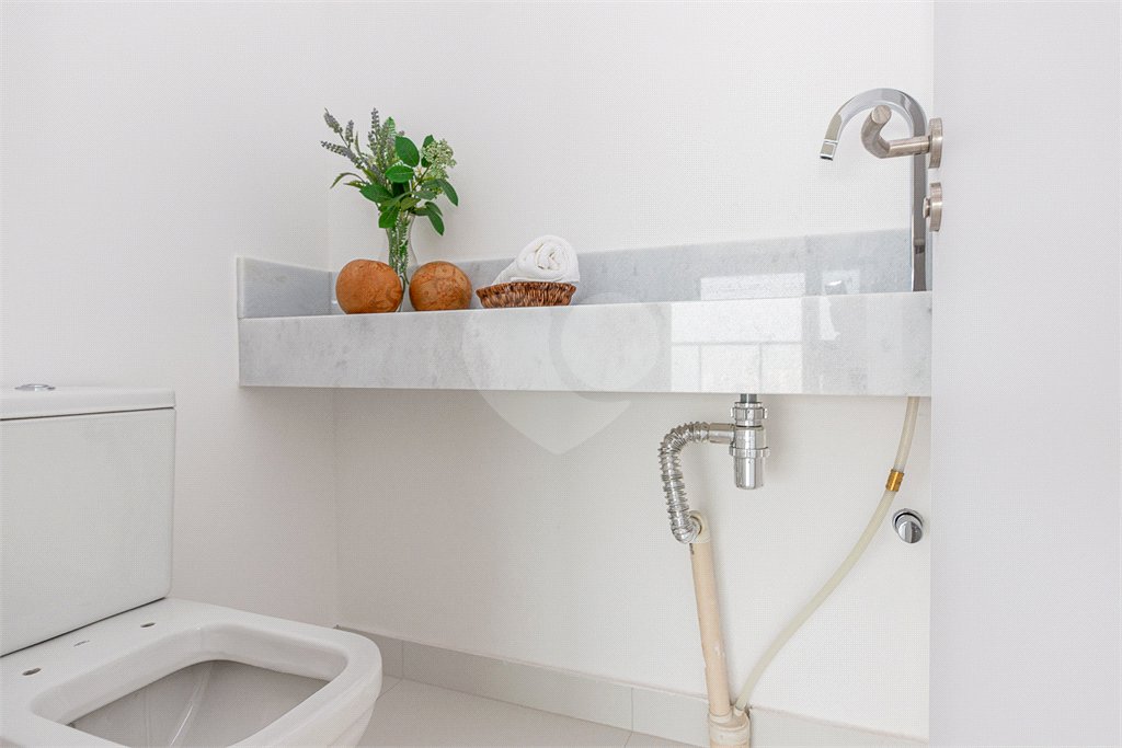 Apartamento à venda com 3 suítes em Jardim Marajoara, São Paulo, SP