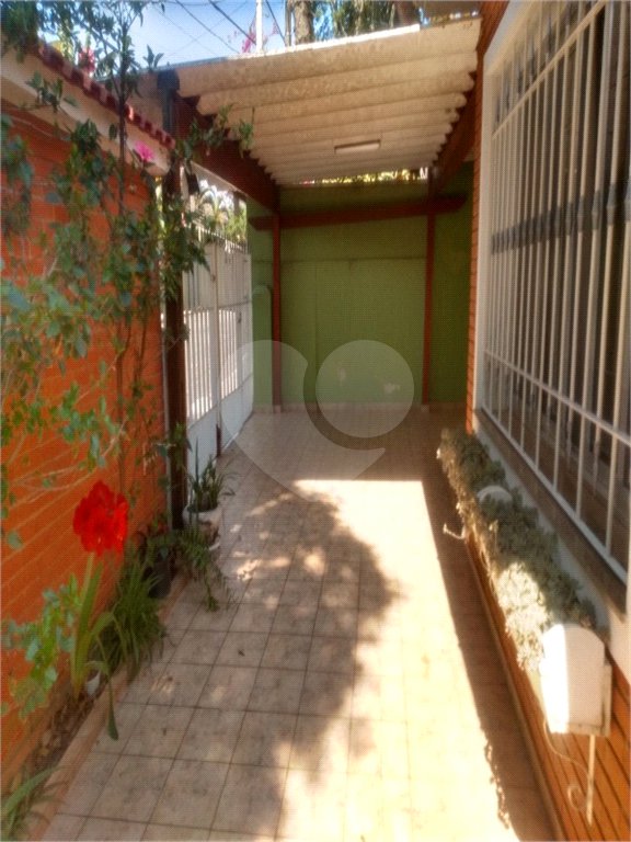 Sobrado à venda com 3 quartos em Horto, São Paulo, SP